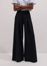 Black Very Wide-Leg Pant
