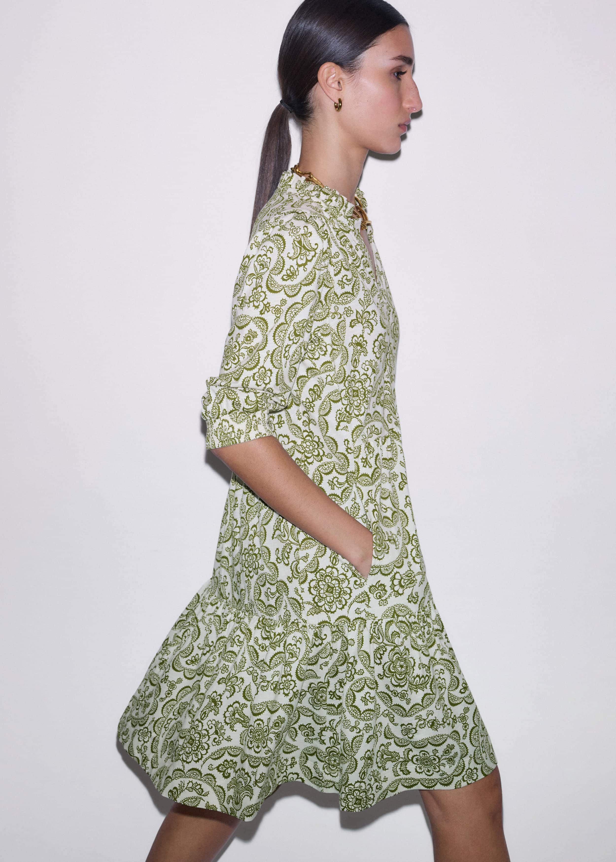 Green Entangled Lace Print Tiered Short Dress