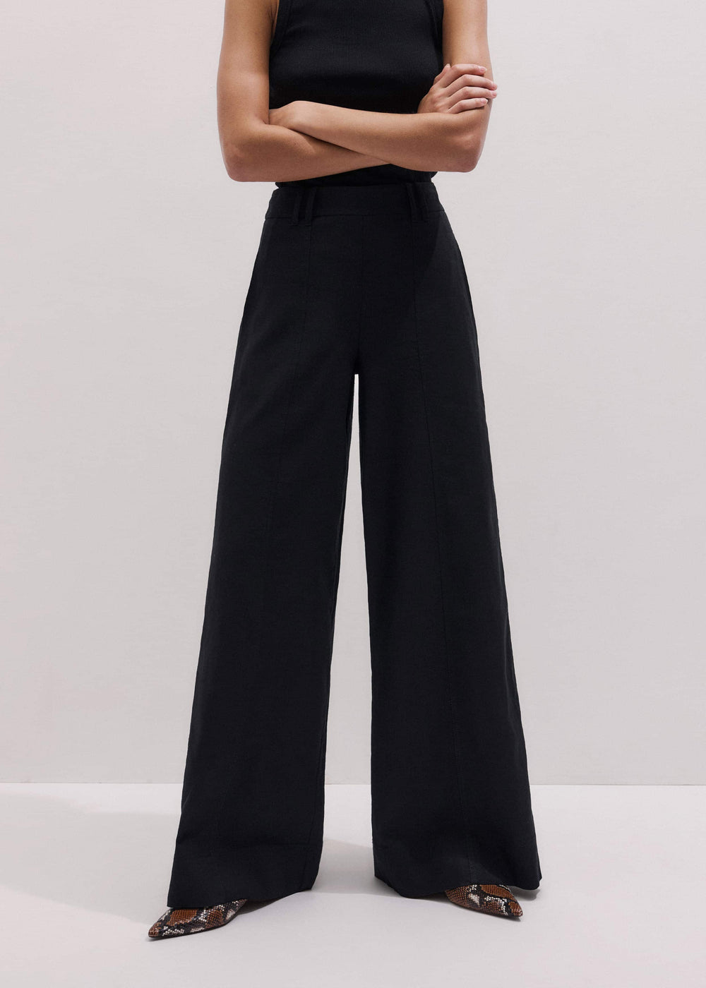 Black Wide-Leg Pant