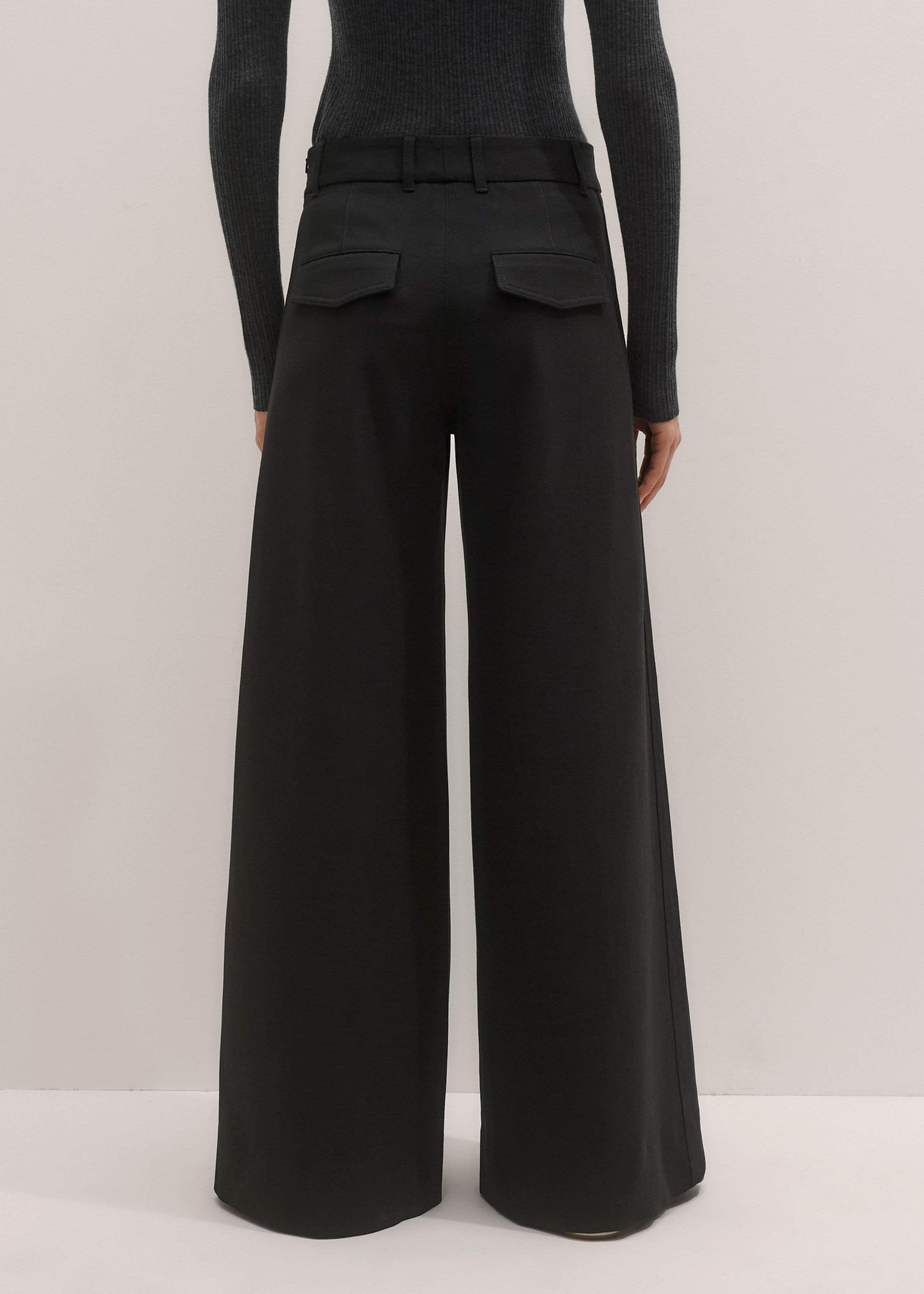 Black Wide-Leg Pant