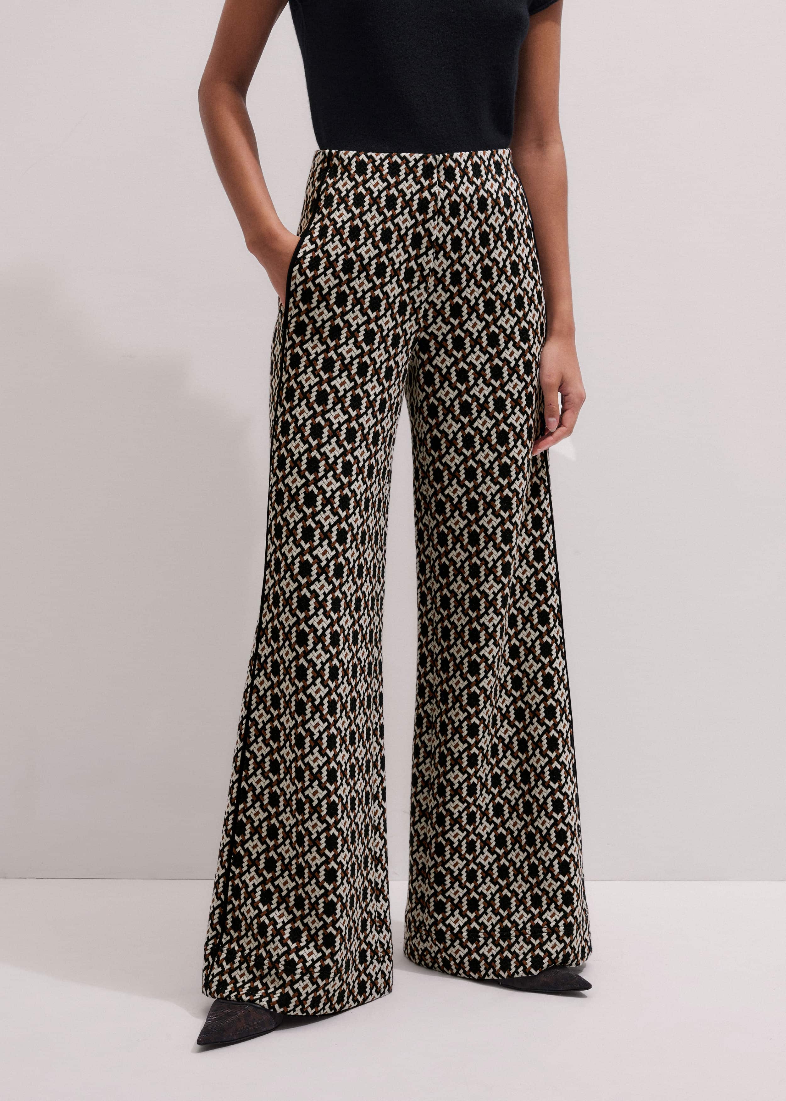 Navy Graphic Jacquard Wide-Leg Pant