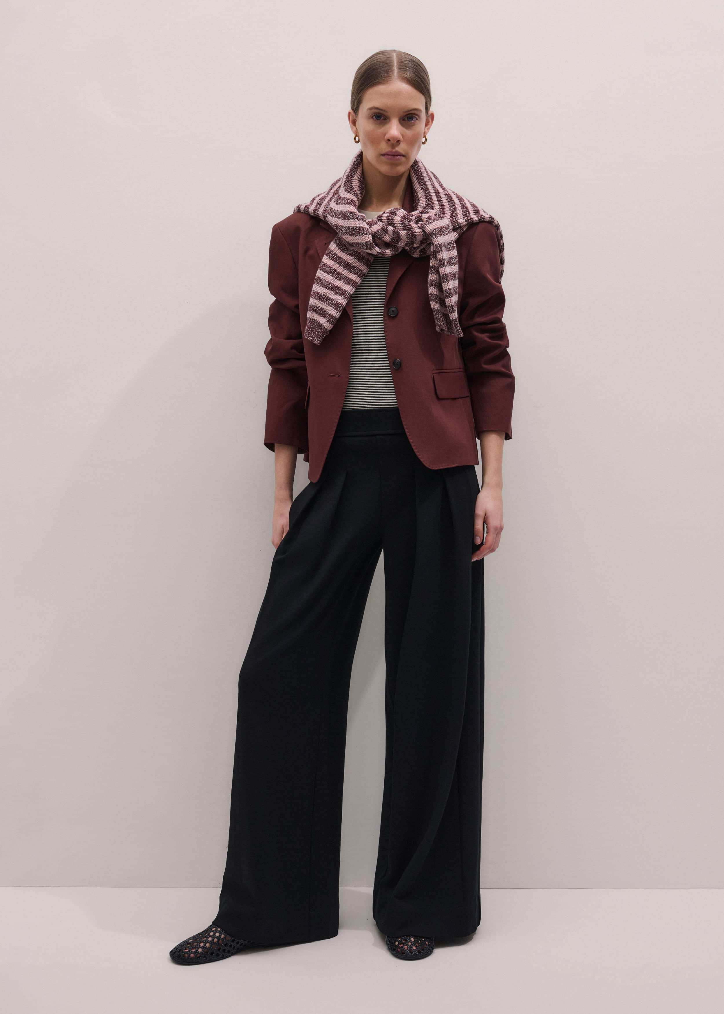 Black Luxe Travel Tailoring Wide-Leg Pant