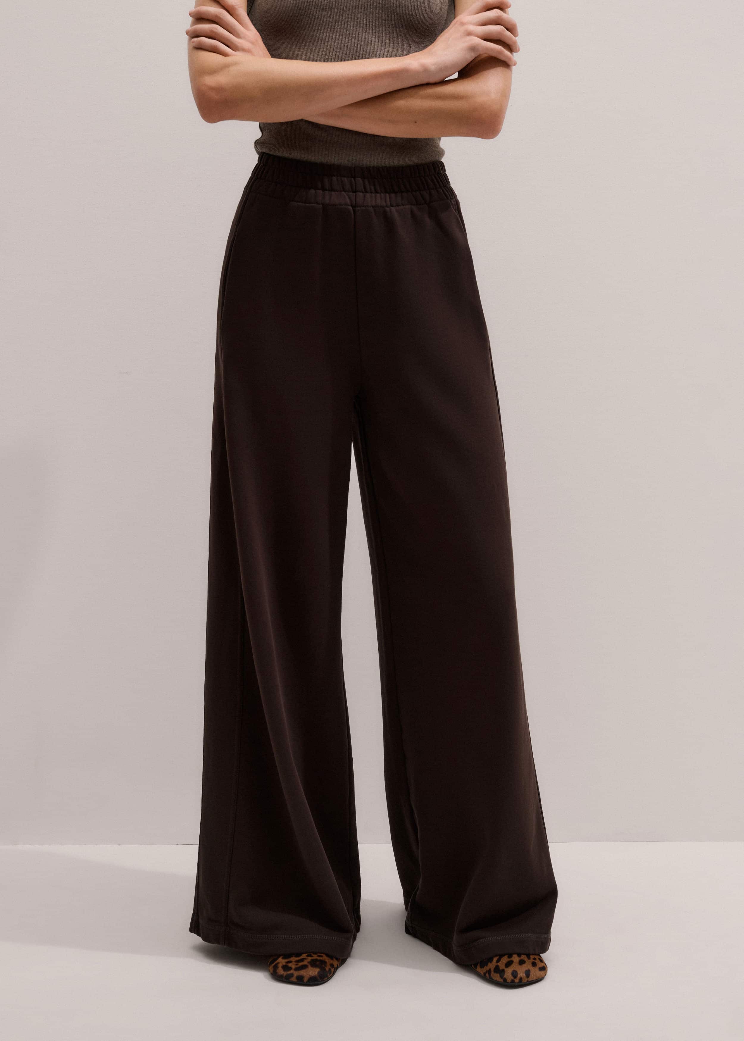 Brown Sweatshirt Wide-Leg Track Pant