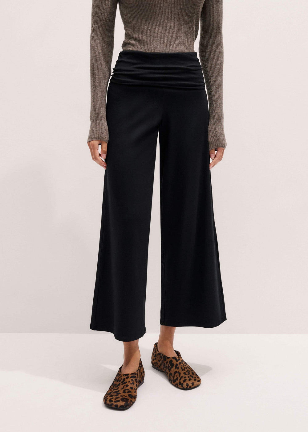 Black Icon Crop Palazzo Pant