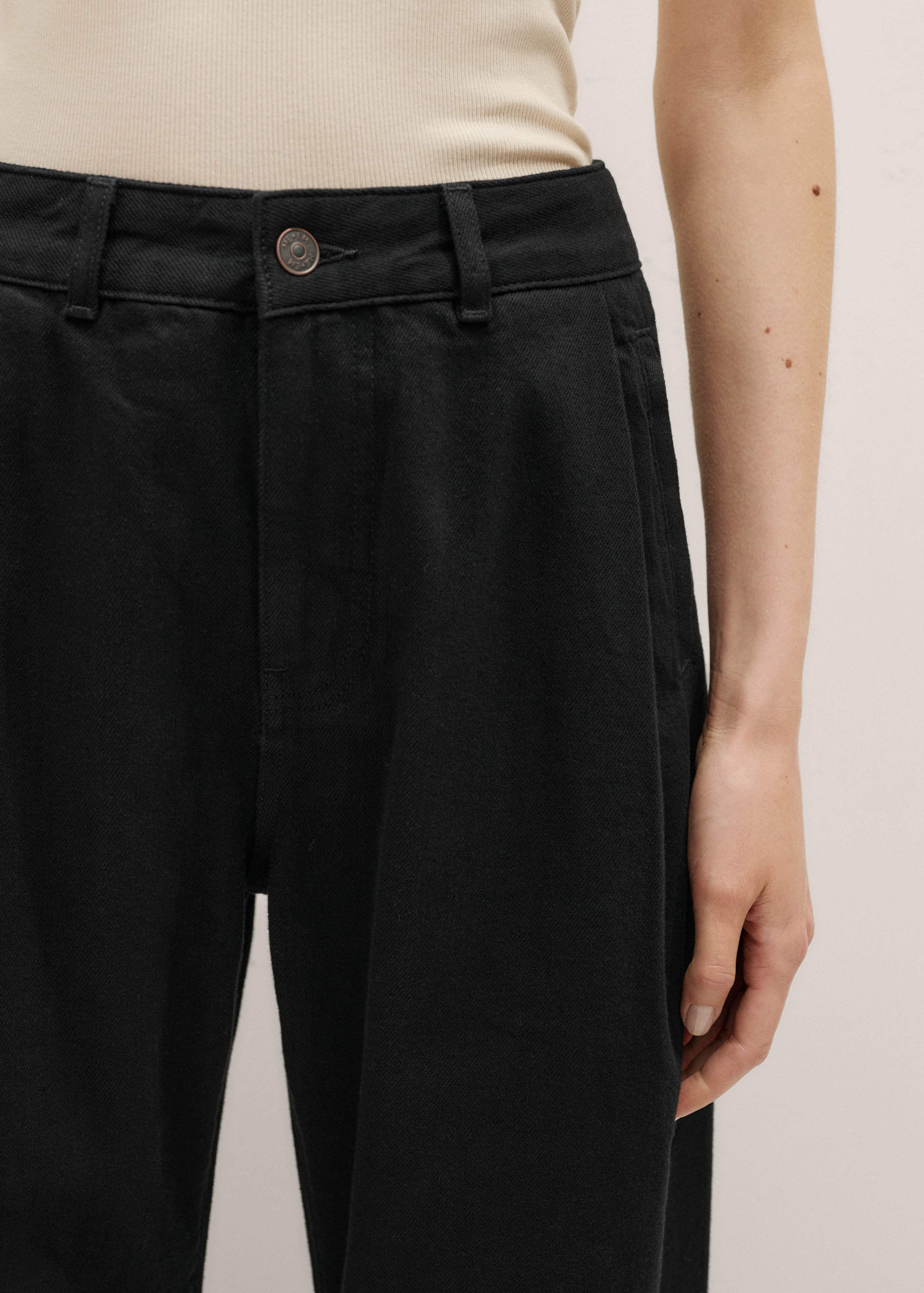 Black Clever Jean