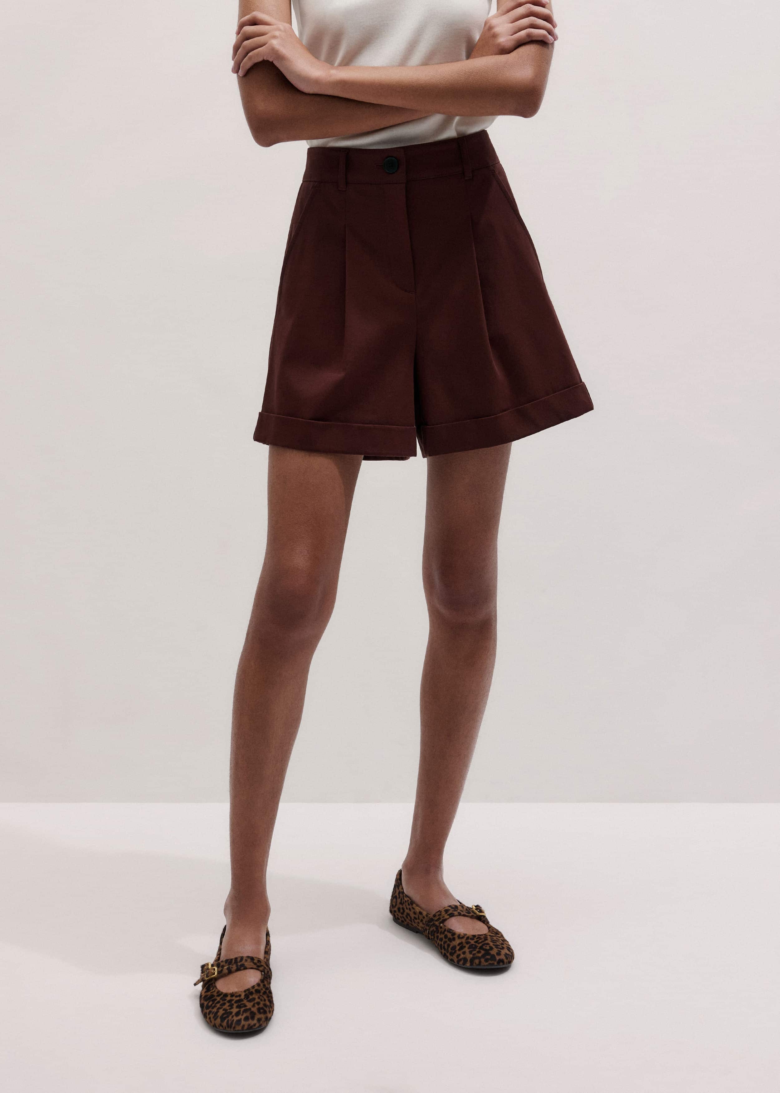 Cinnamon Brown Tailored Summer Short