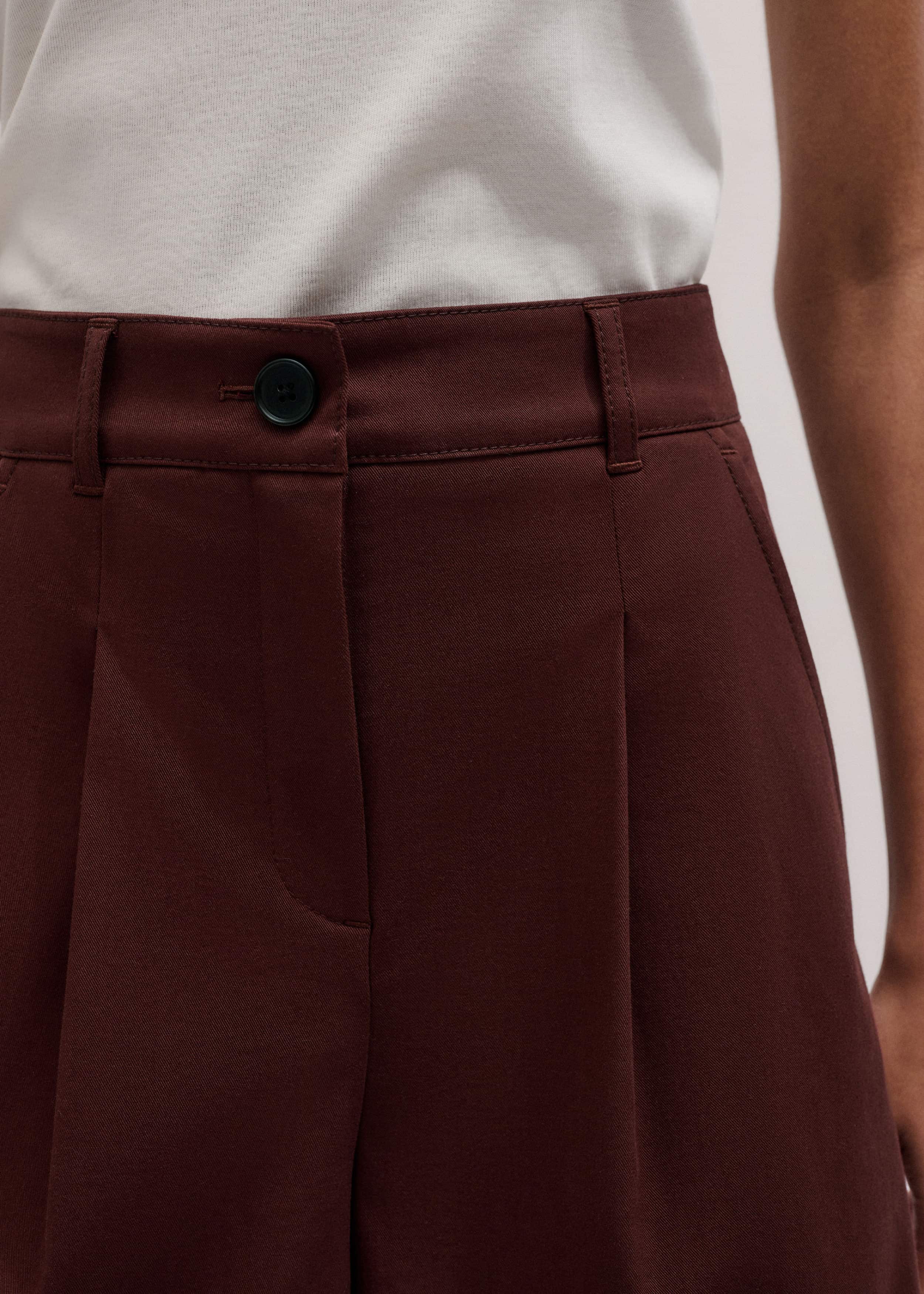 Cinnamon Brown Tailored Summer Short