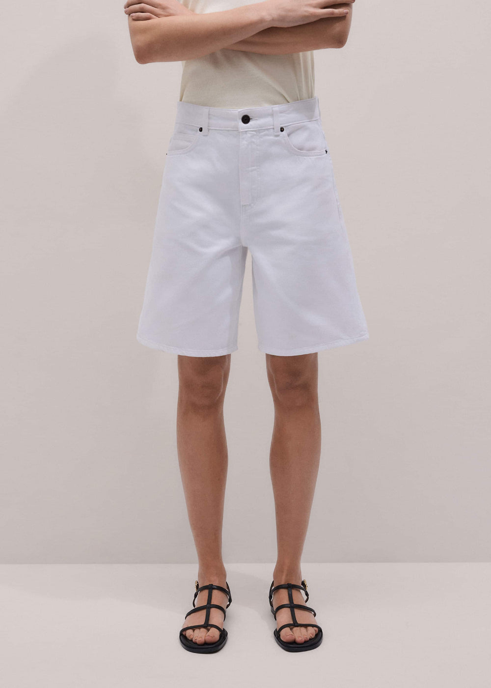 White Bermuda Short