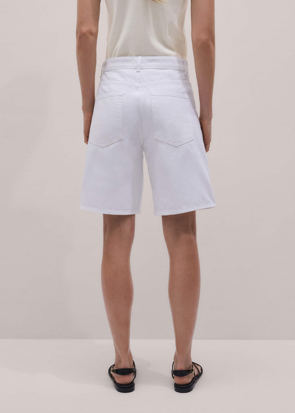 White Bermuda Short