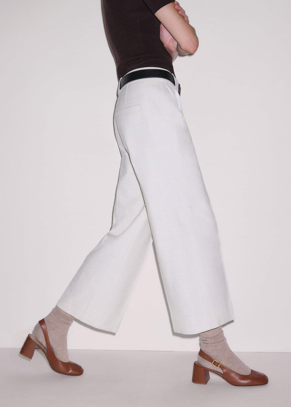 Ivory Textured Straight Crop Pant