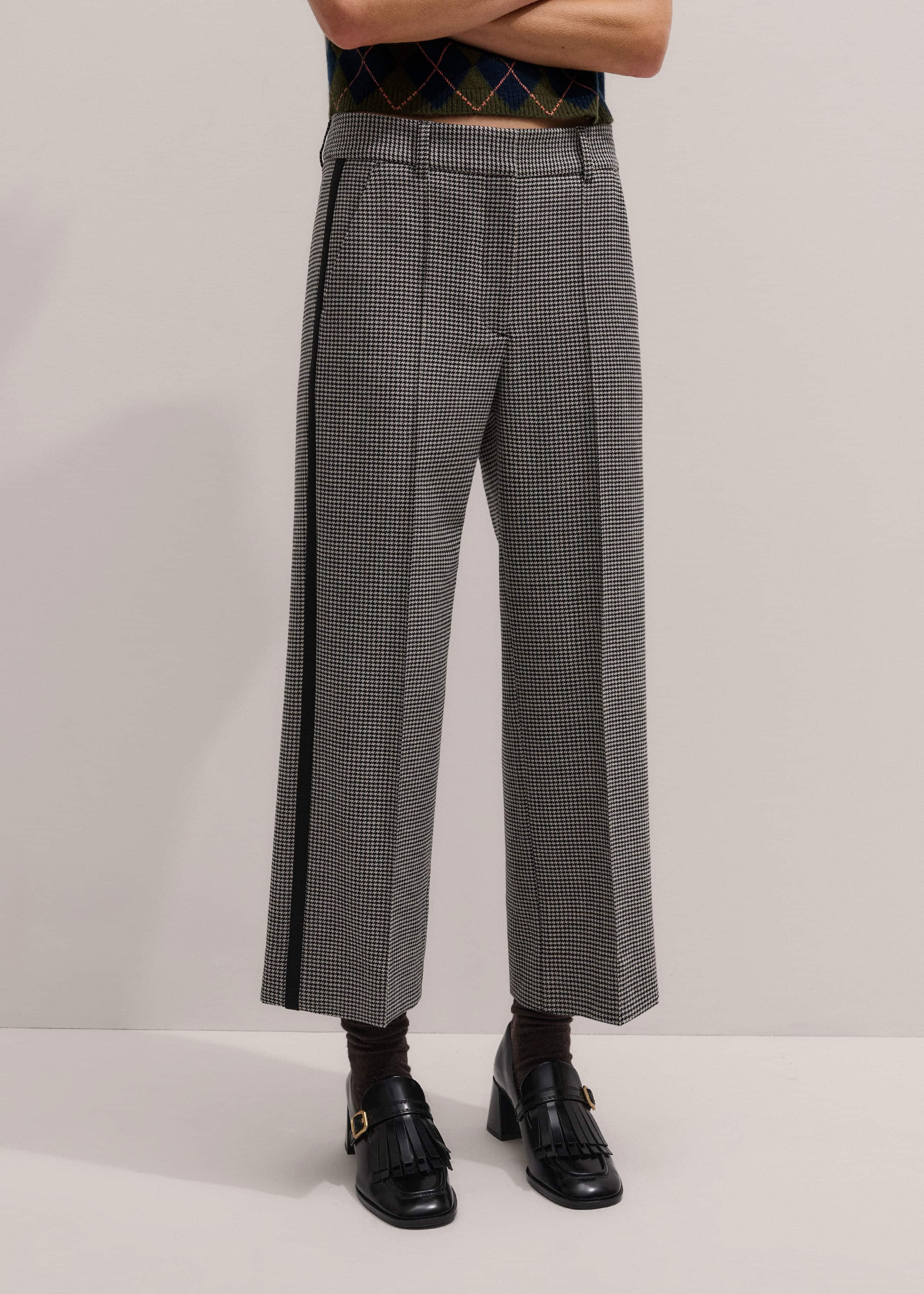 Ivory Houndstooth Straight Crop Trouser