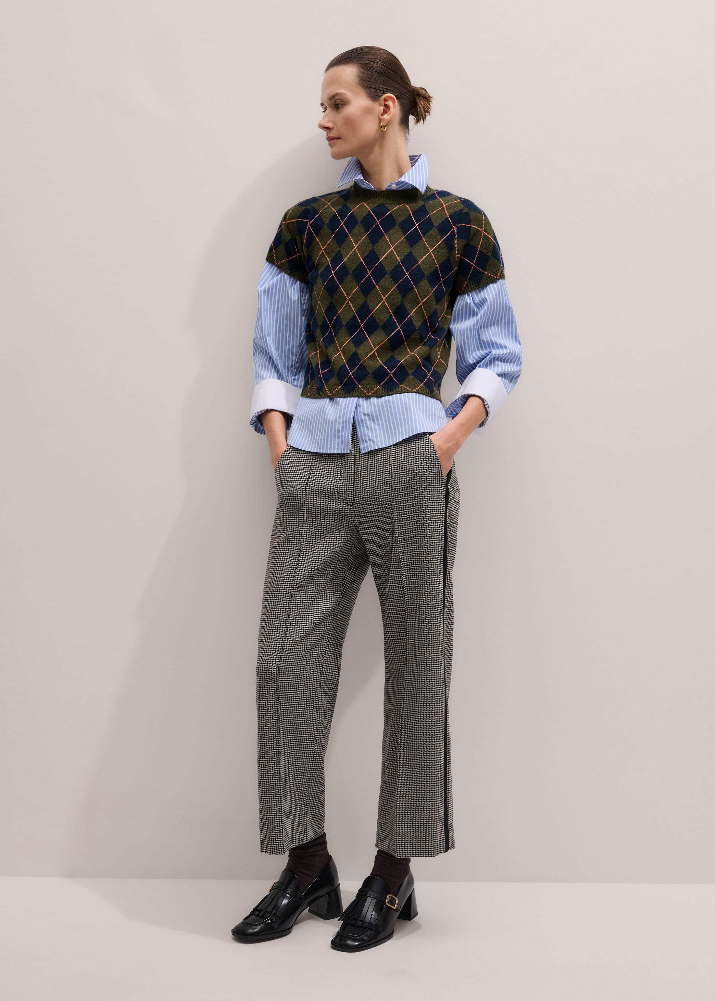 Ivory Houndstooth Straight Crop Trouser