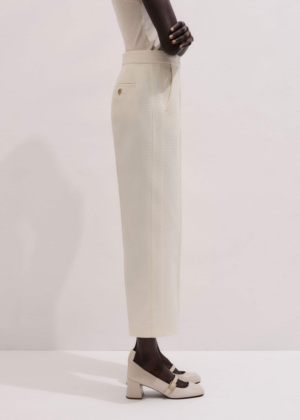 Ivory Luxe Jacquard Straight Crop Pant