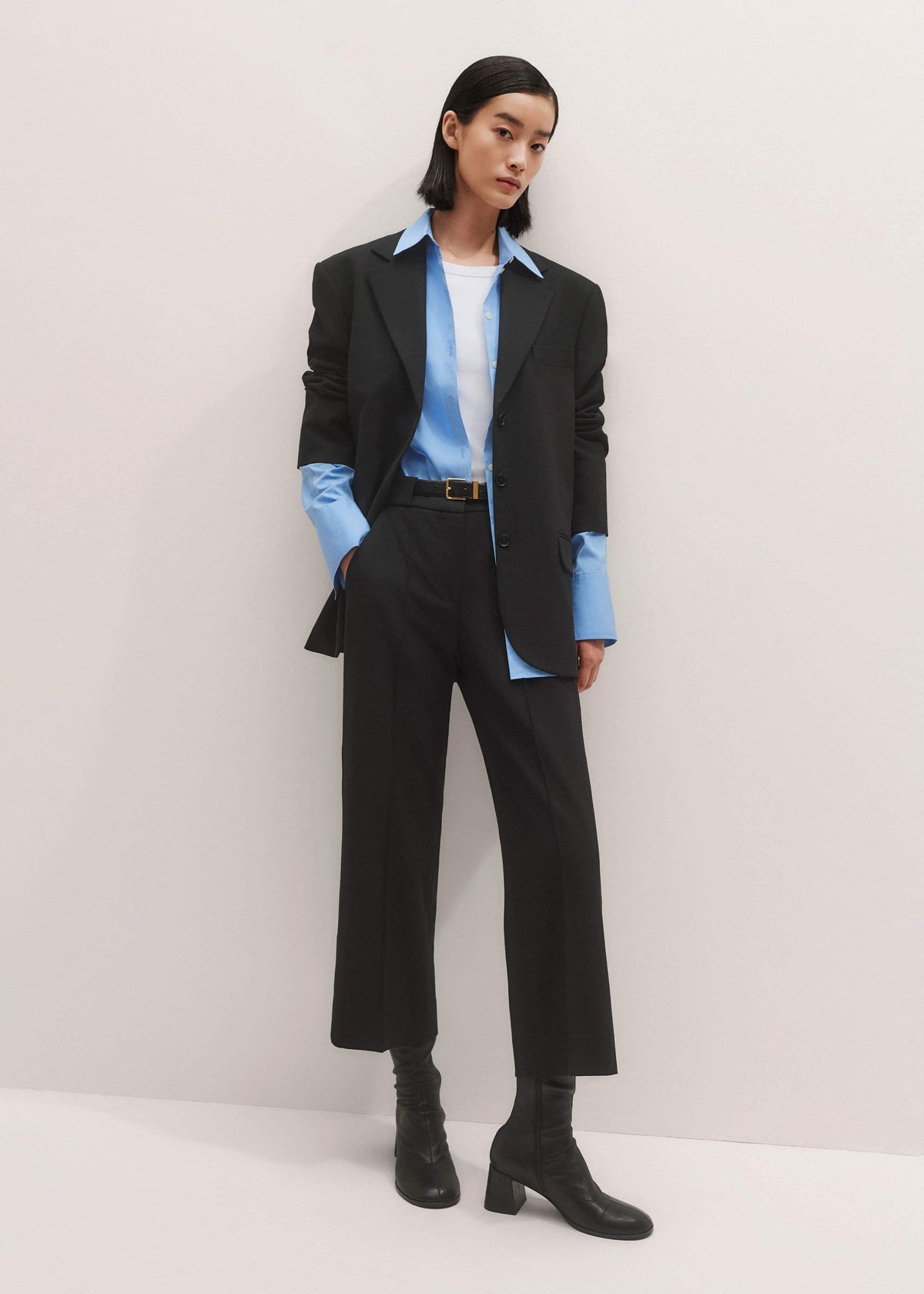 Black Straight Crop Pant