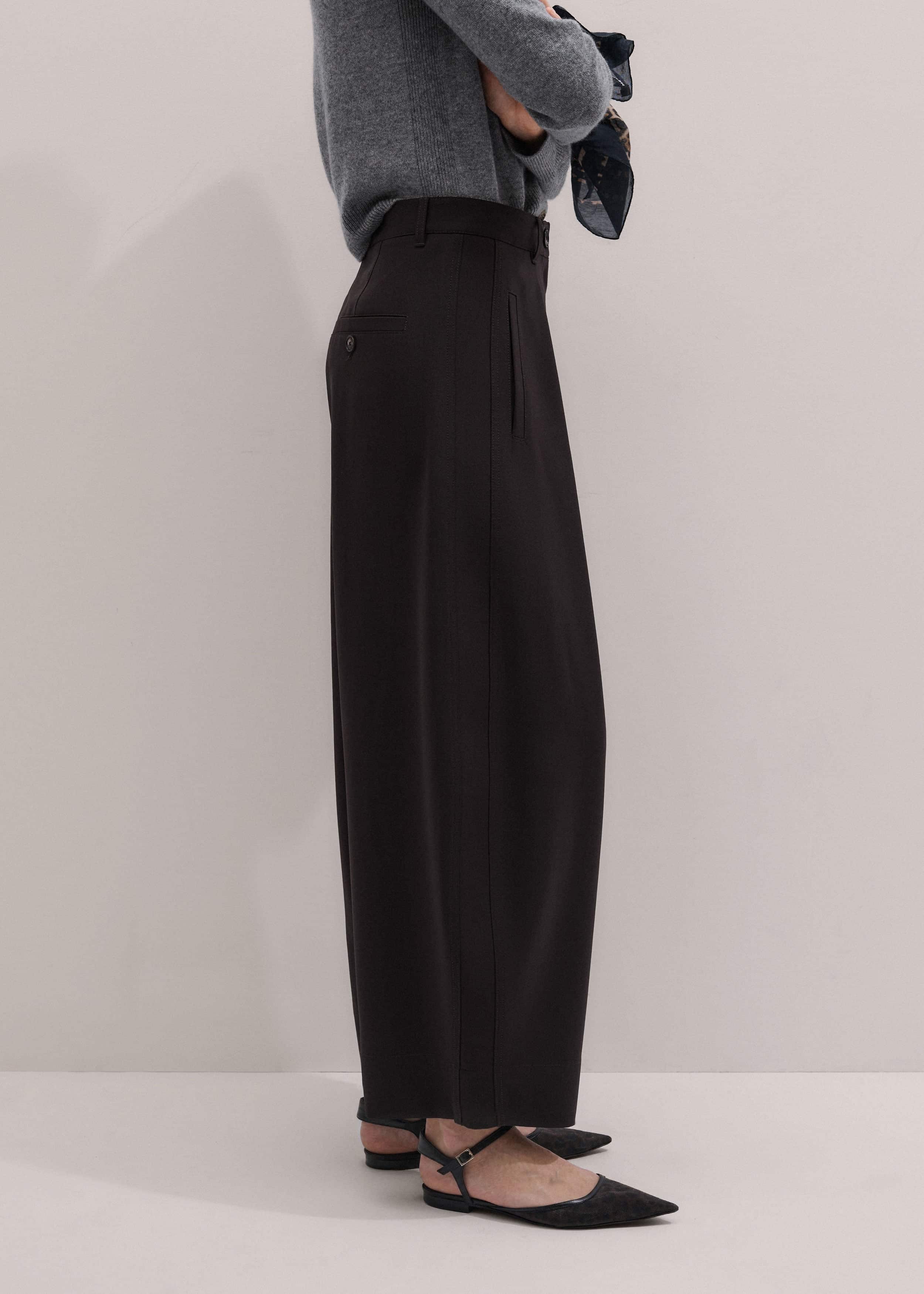 Brown Barrel-Leg Pant