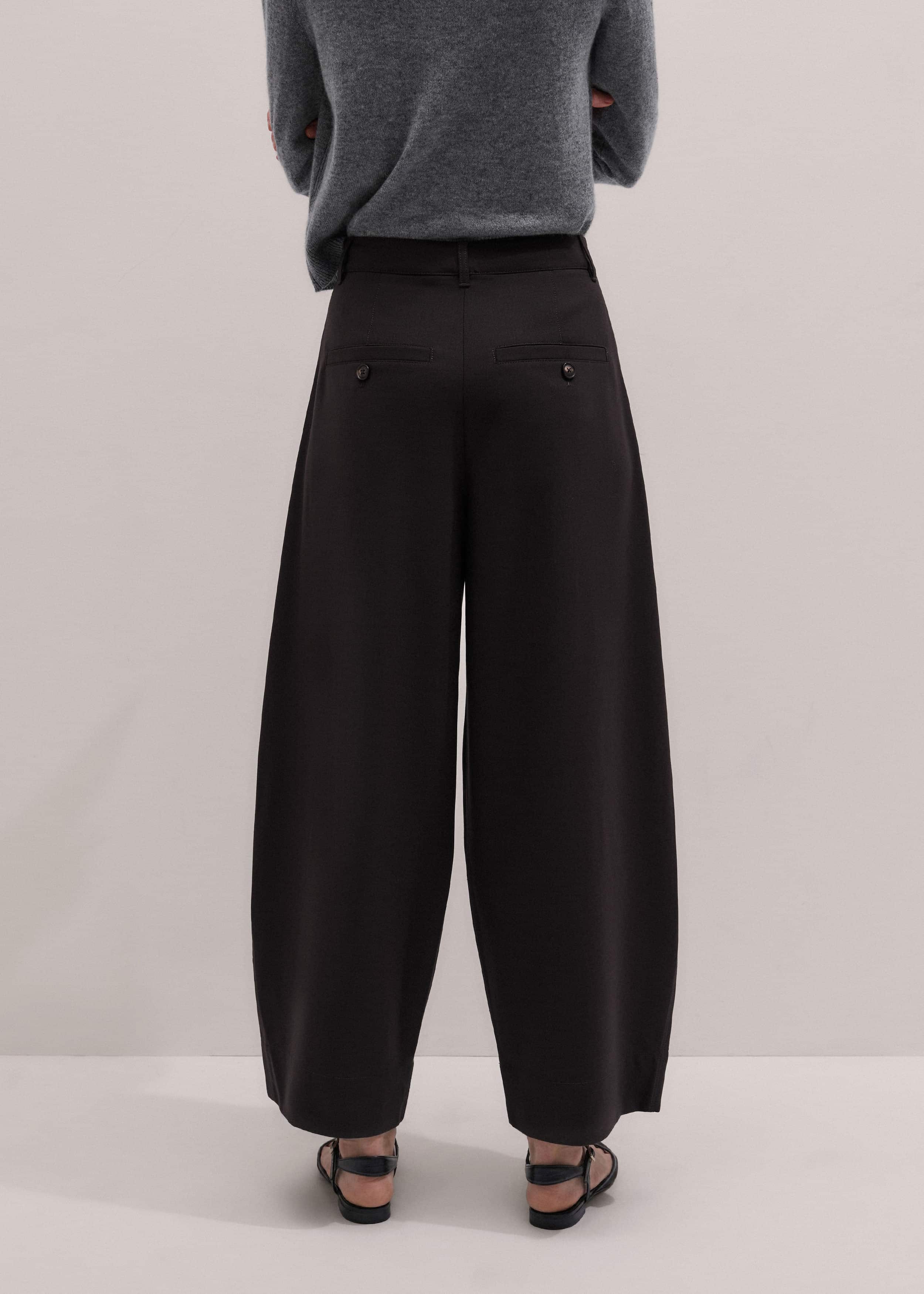 Brown Barrel-Leg Pant