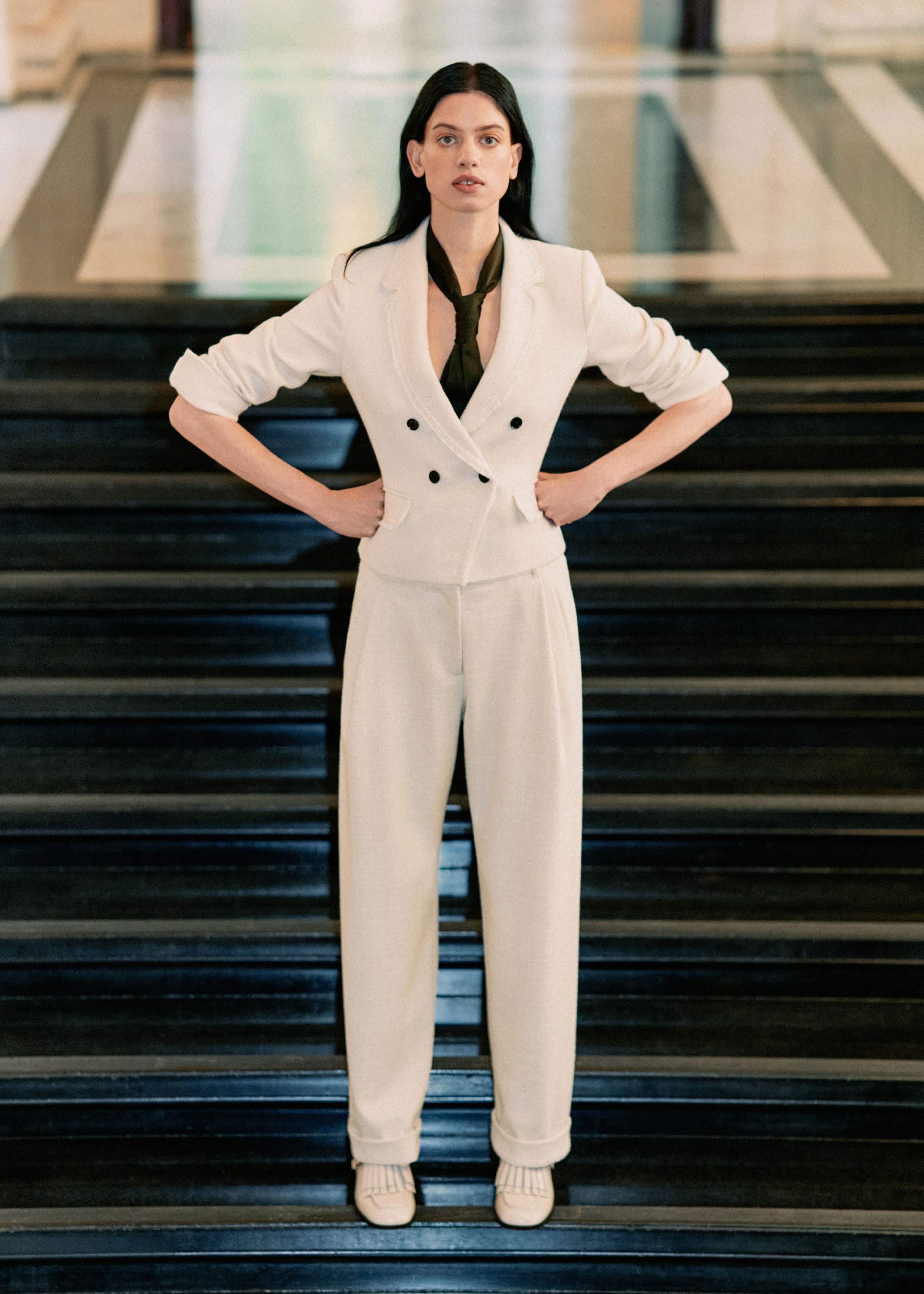 Ivory Clever Tapered Pant