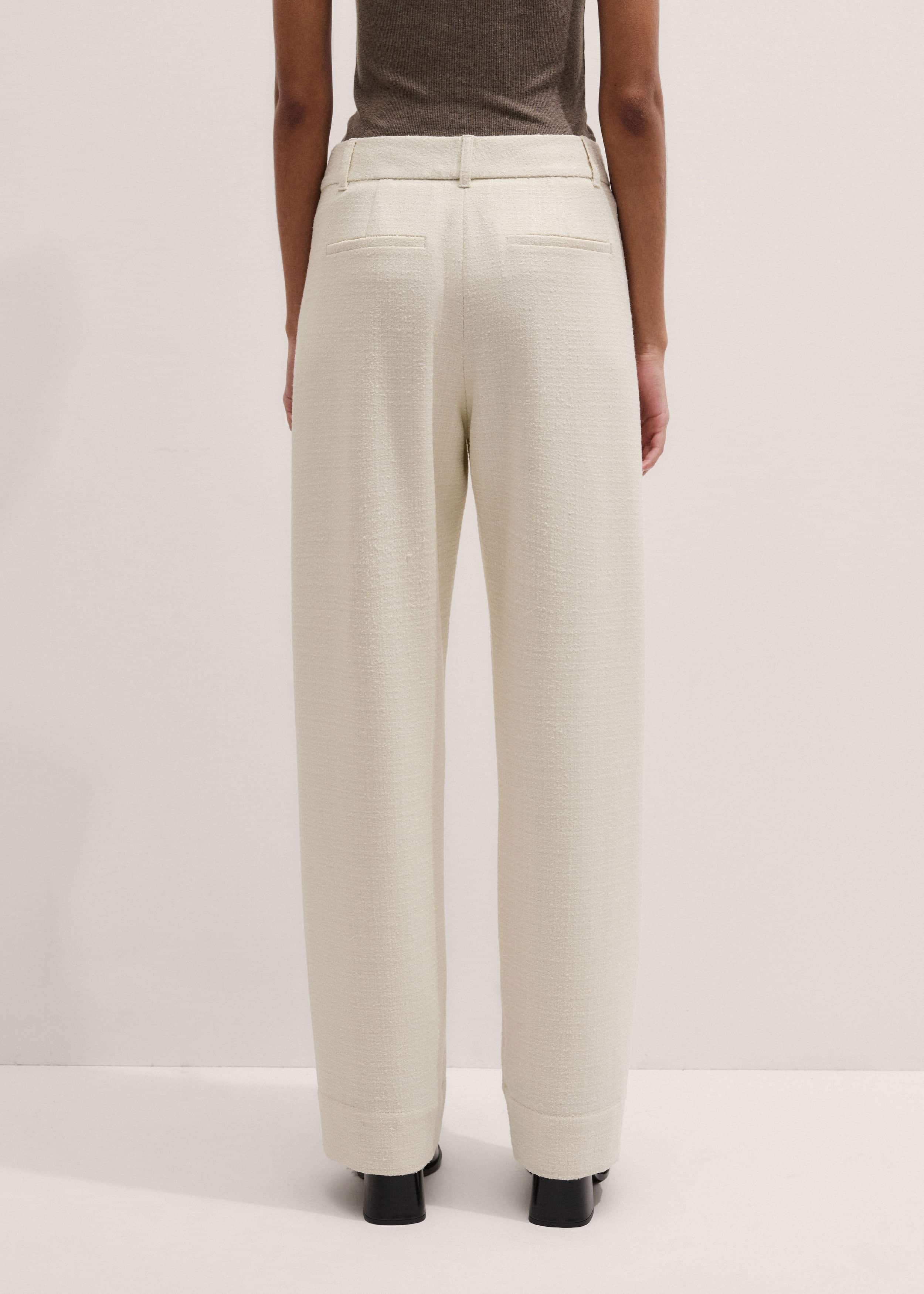Ivory Clever Tapered Pant