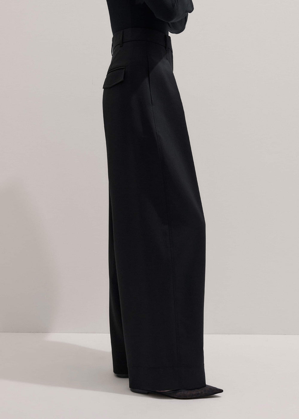 Black Wool Exaggerated Tapered Pleat Pant