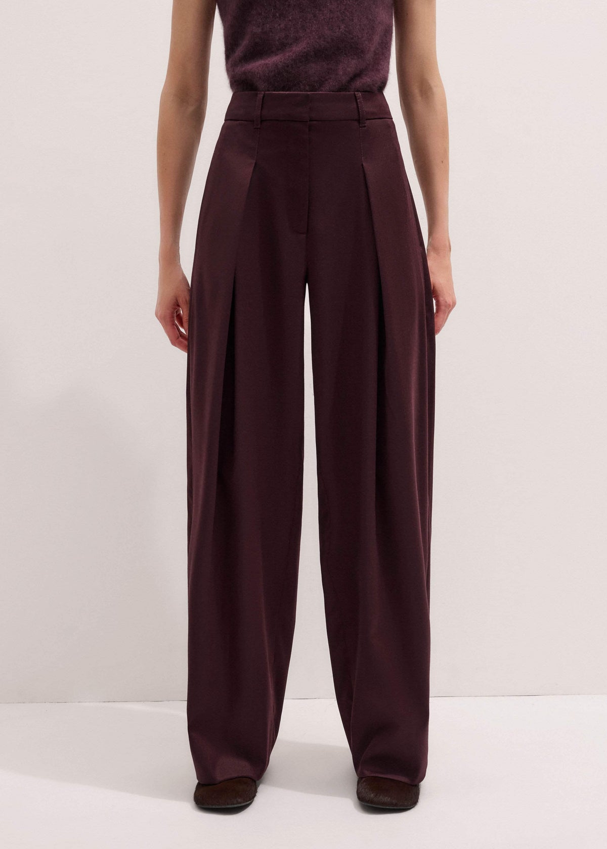 Red Tapered Pant