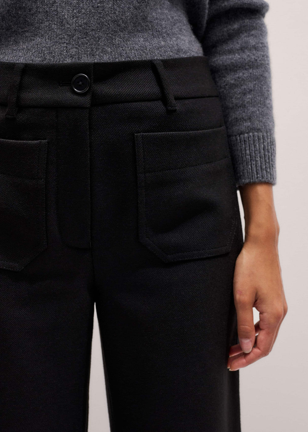 Black Stretch Twill Patch Pocket Cropped Kick-Flare Pant