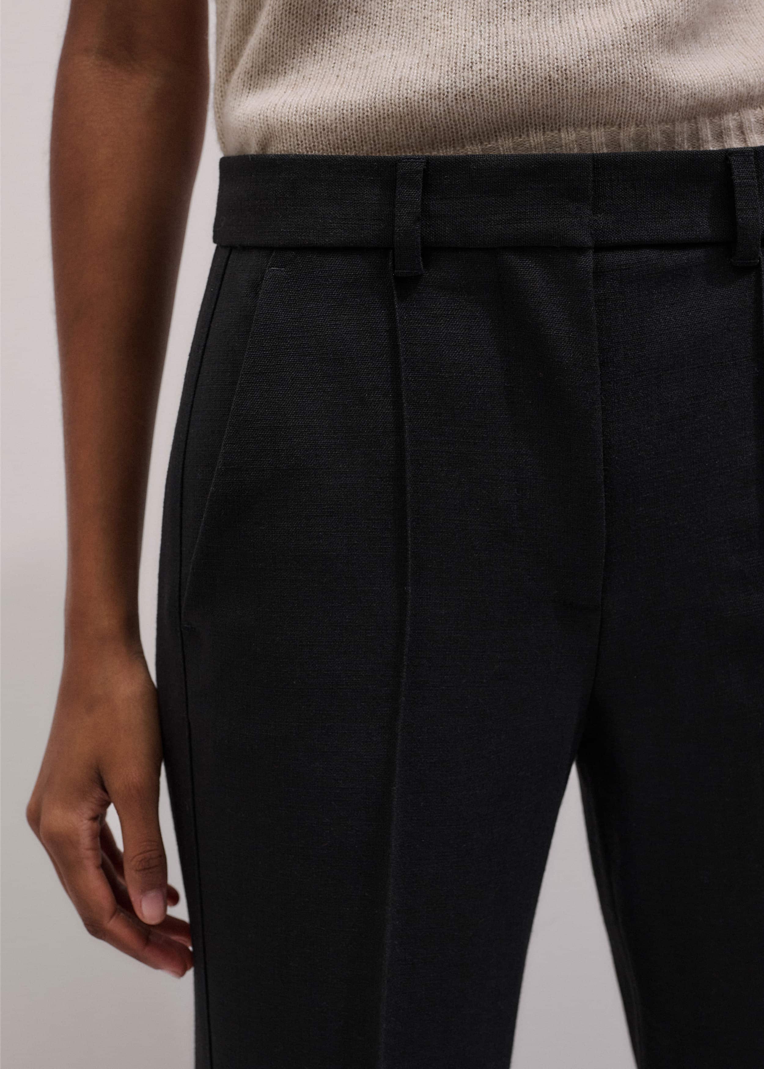 Black Tailored Leg Elongator Pant