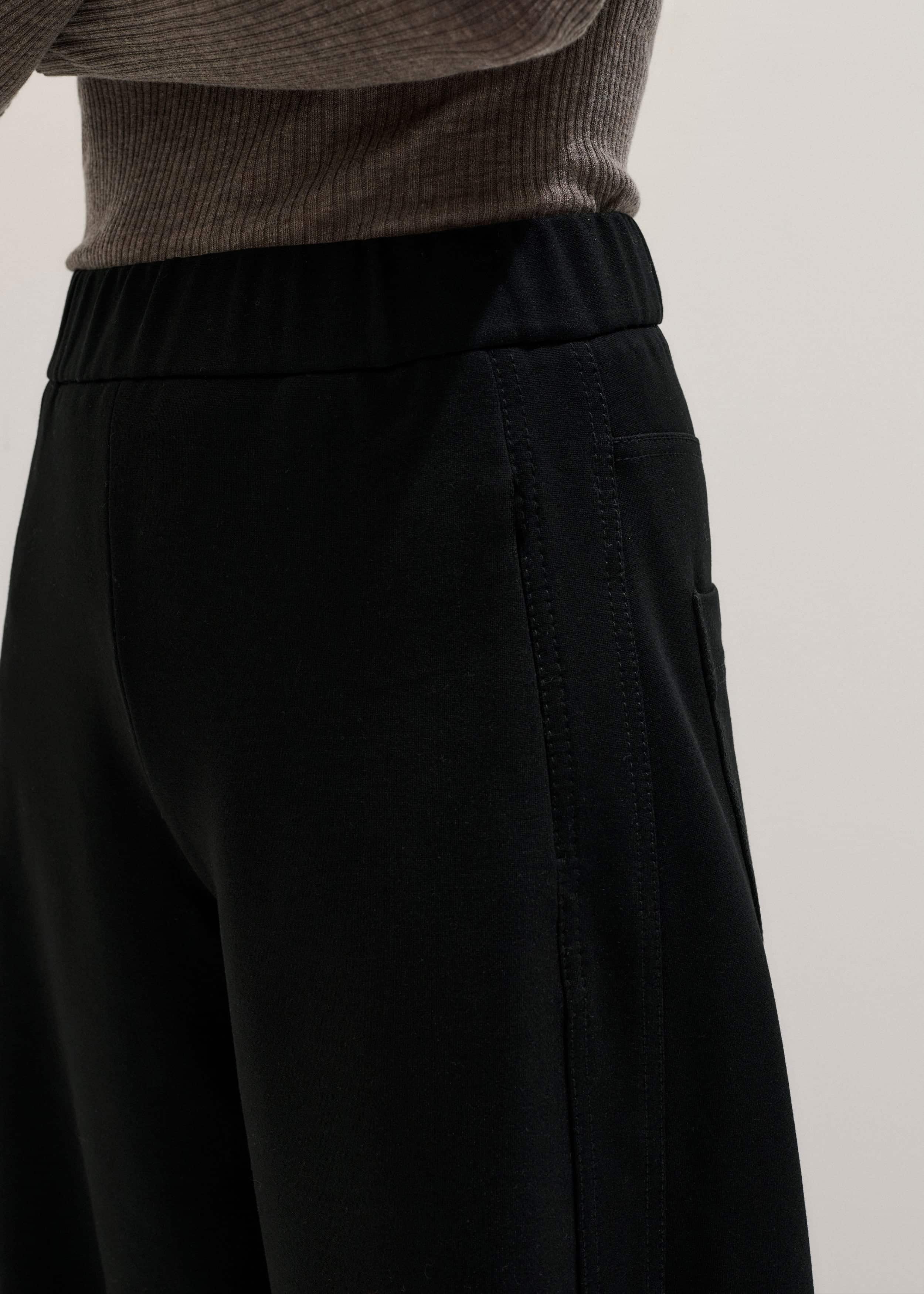 Black Luxe Travel Tailoring Barrel-Leg Pant