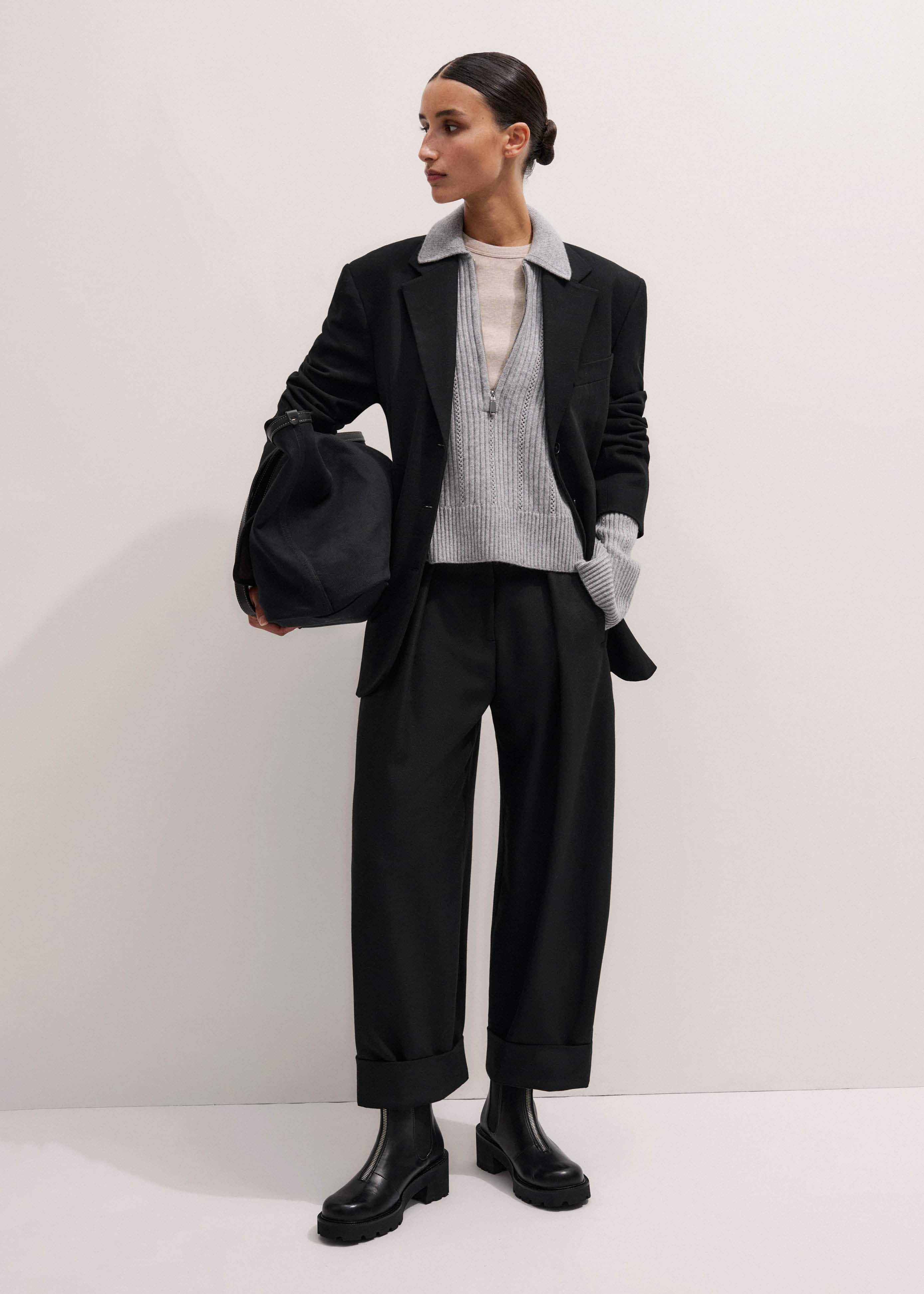 Black Barrel Leg Pant