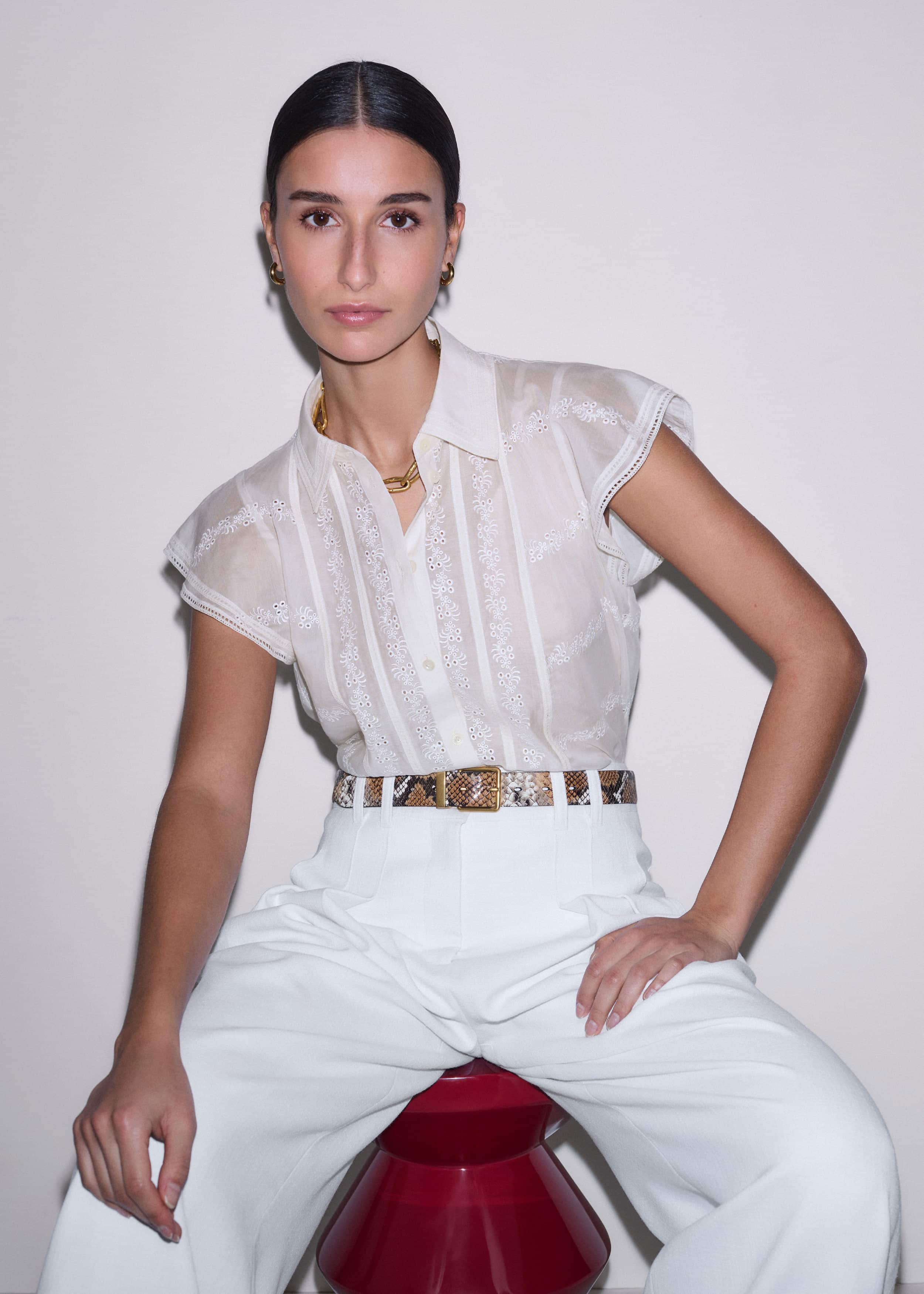 Cream Silk Cotton Embroidery Collar Swing Blouse