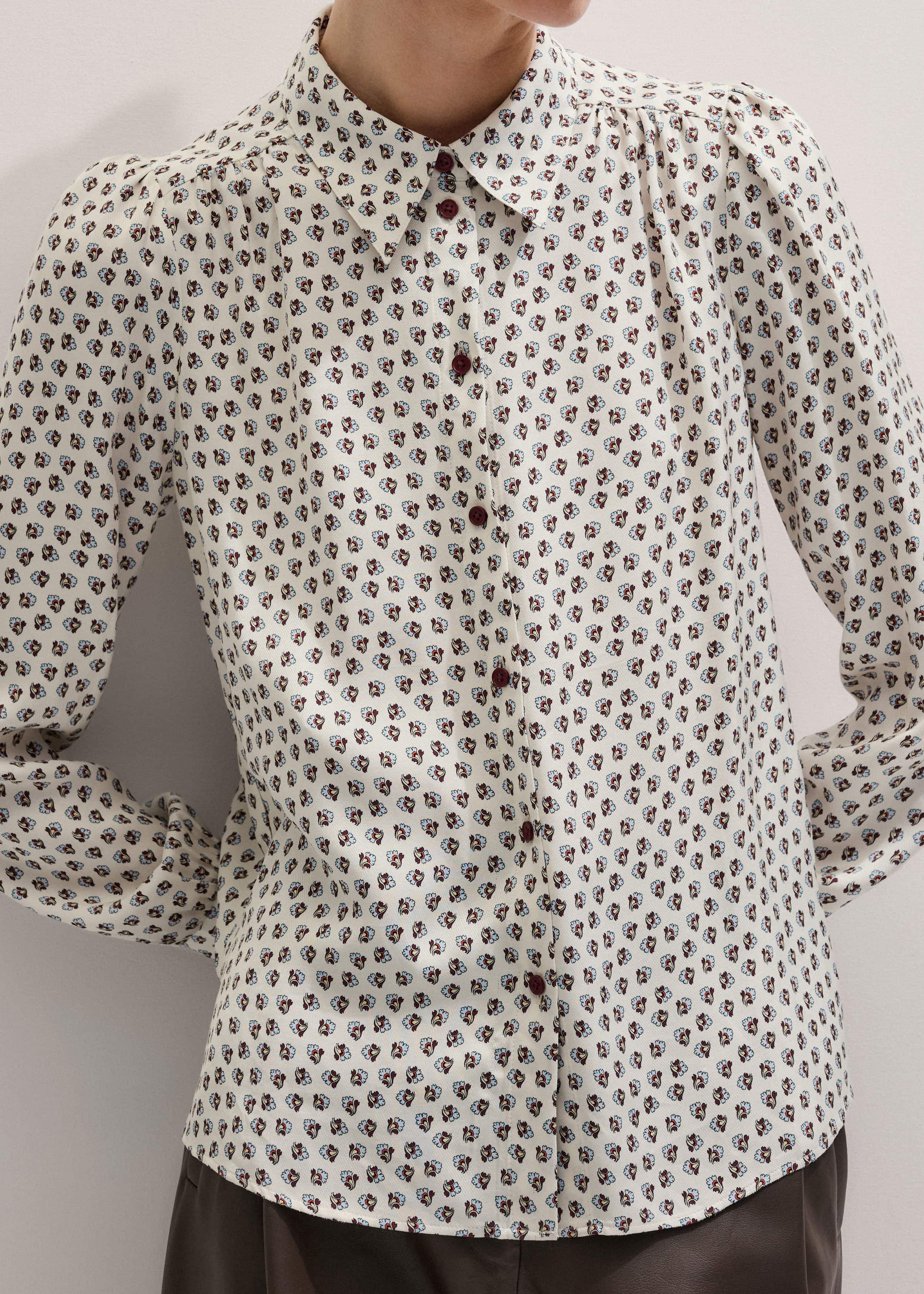 Cream Micro Paisley Print Blouse + Tie