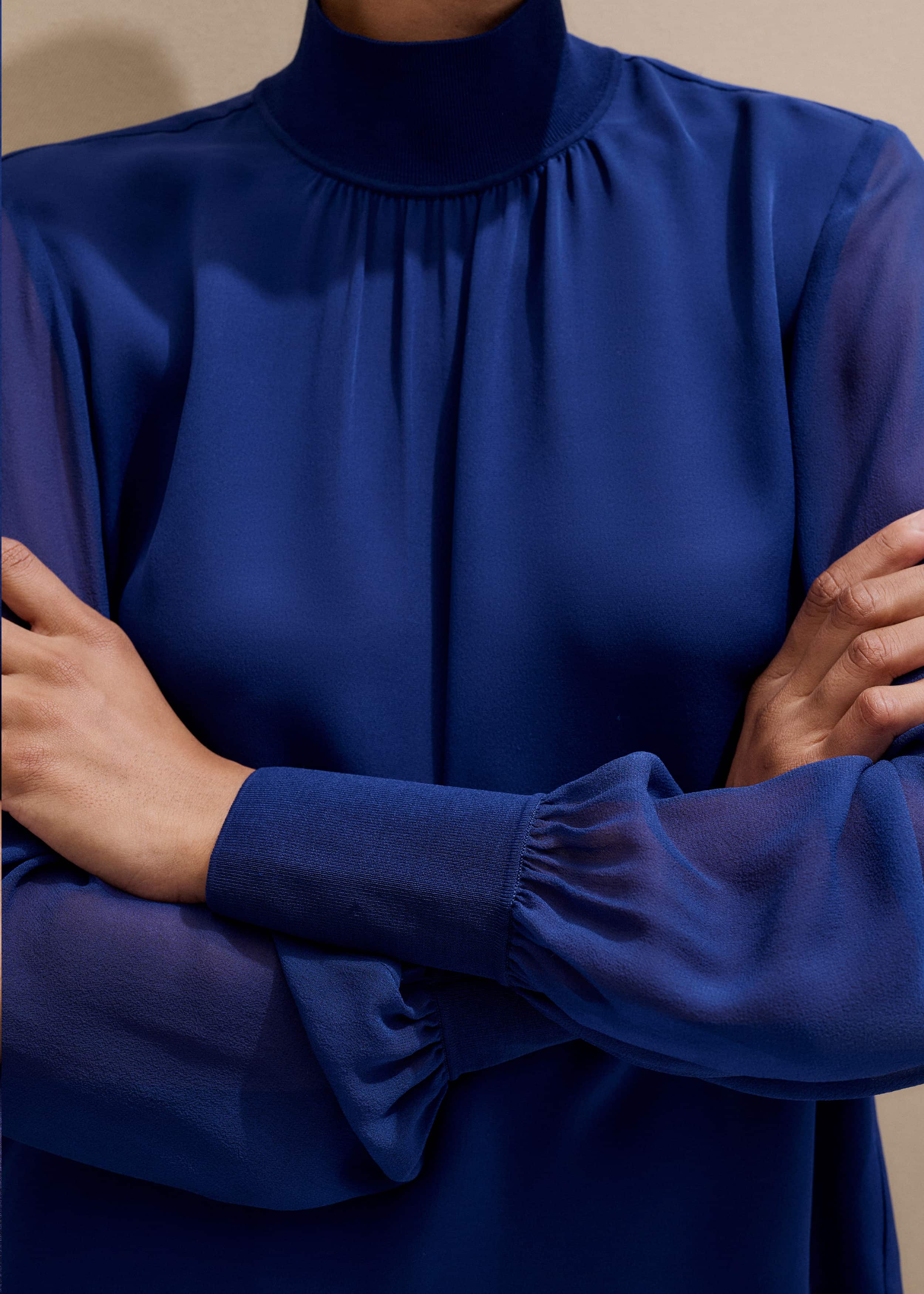 Blue Silk Chic Rib Straight Blouse