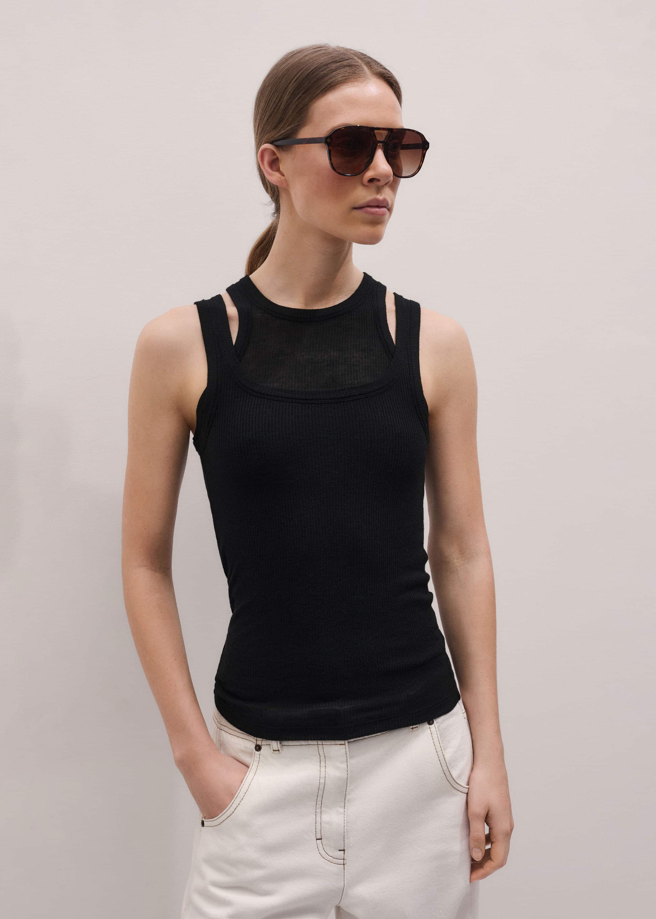 Black 2-in-1 Vest