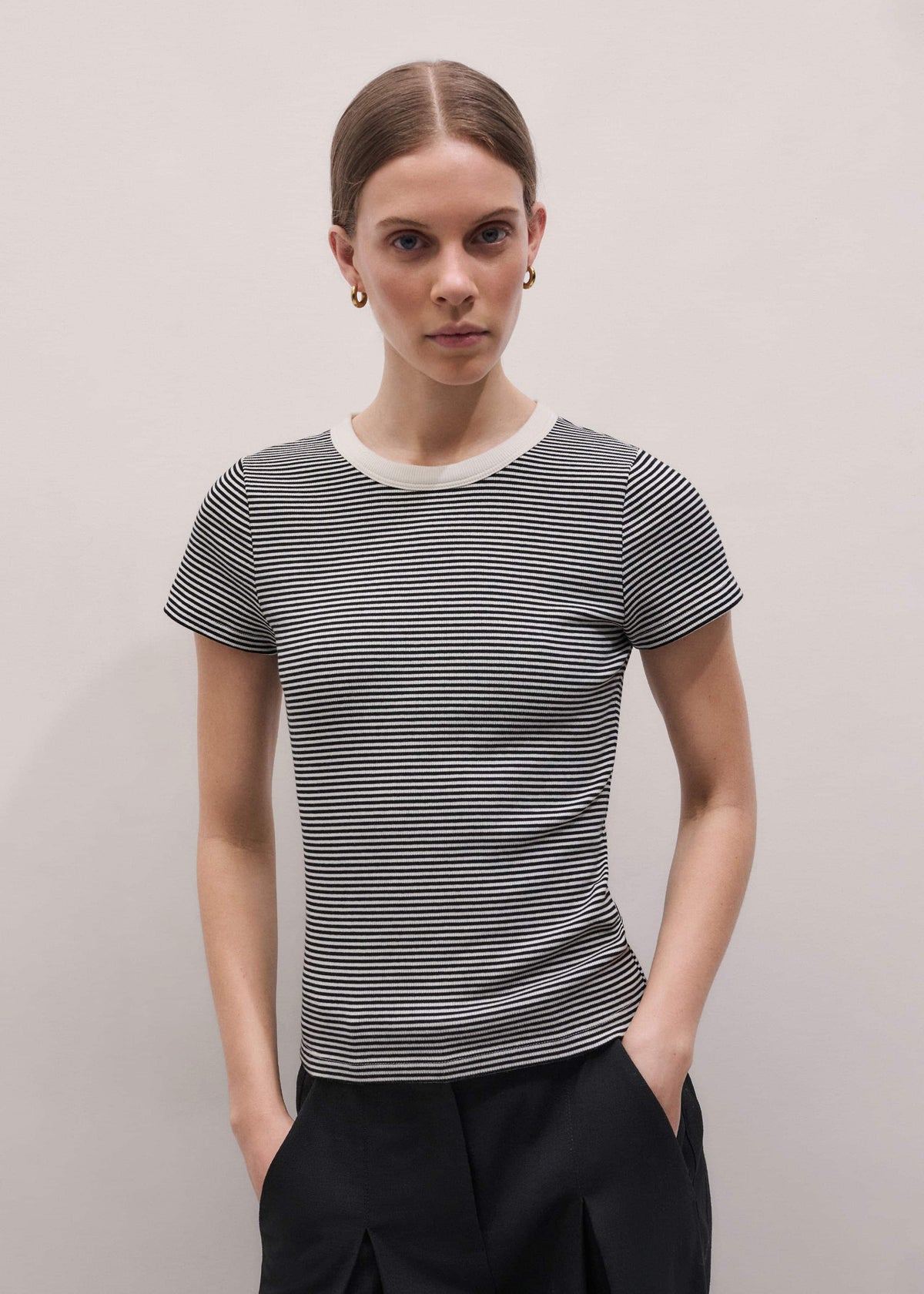 Black Swan Slim Tee