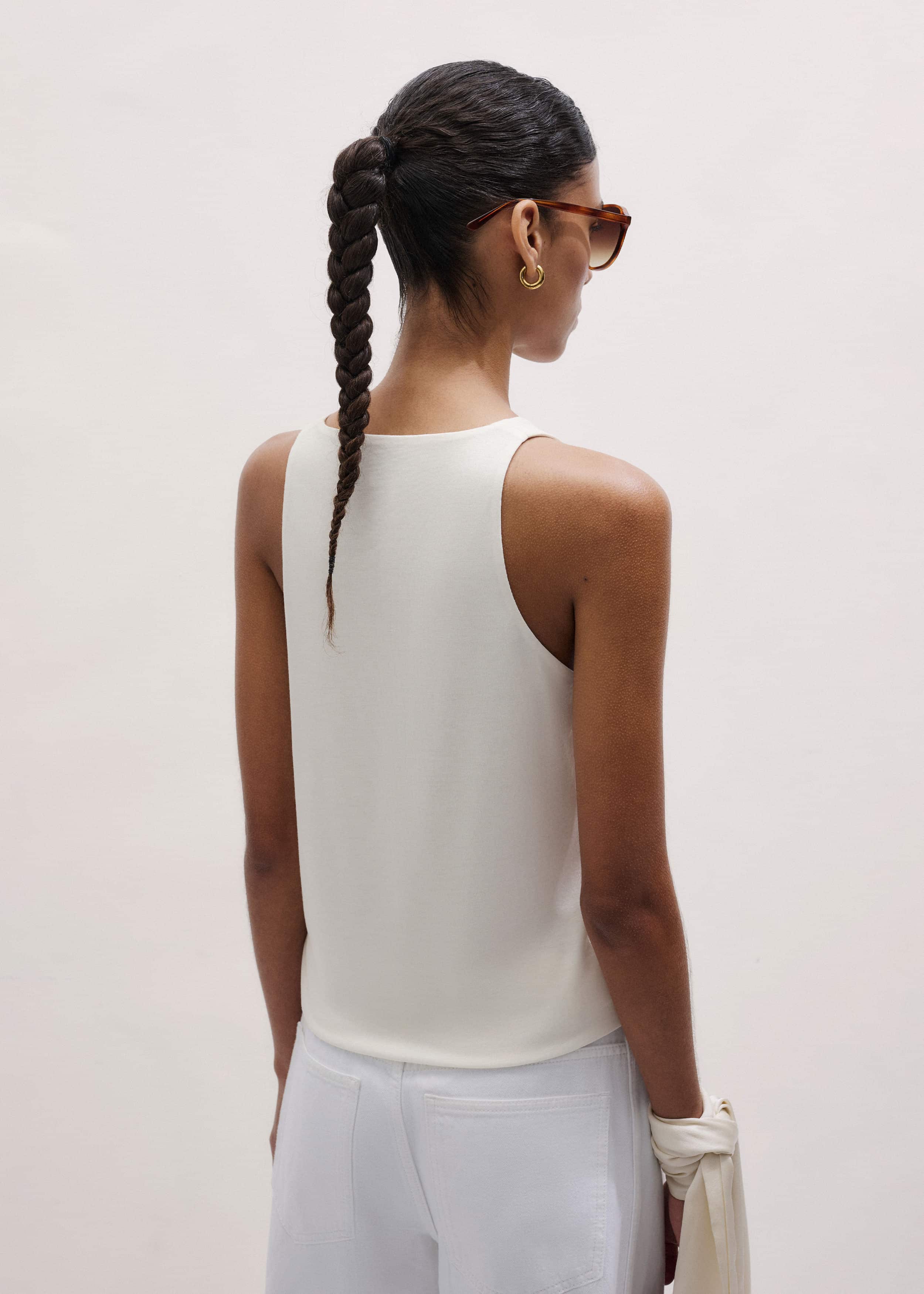 Cream Scoop Neck Vest