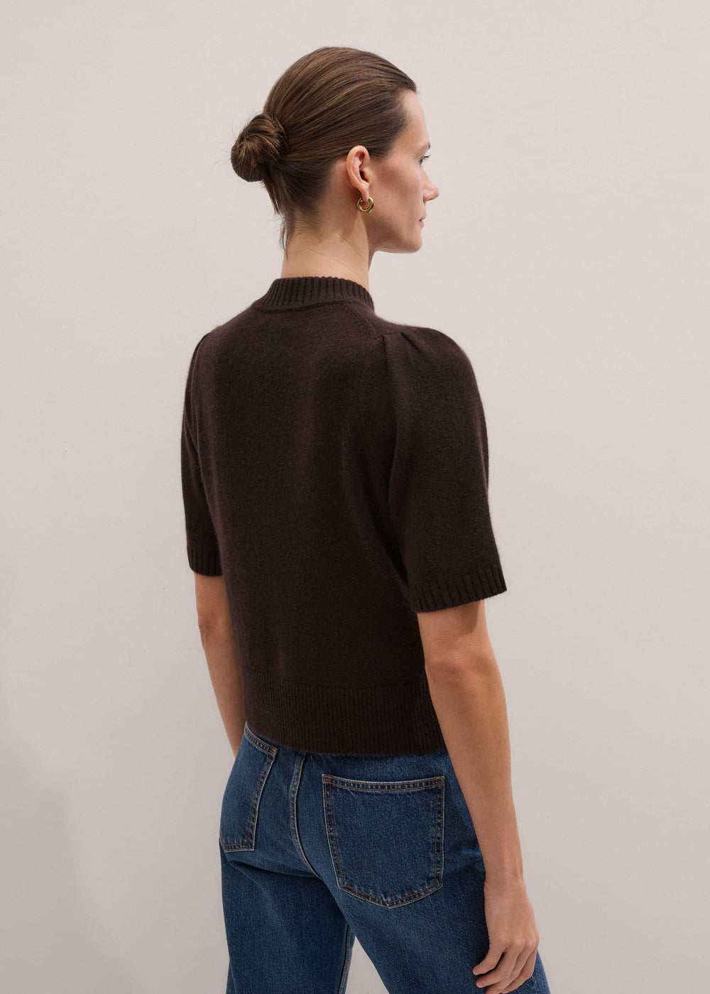 Brown Cashmere Zip Neck Pouf Sleeve Knit Tee