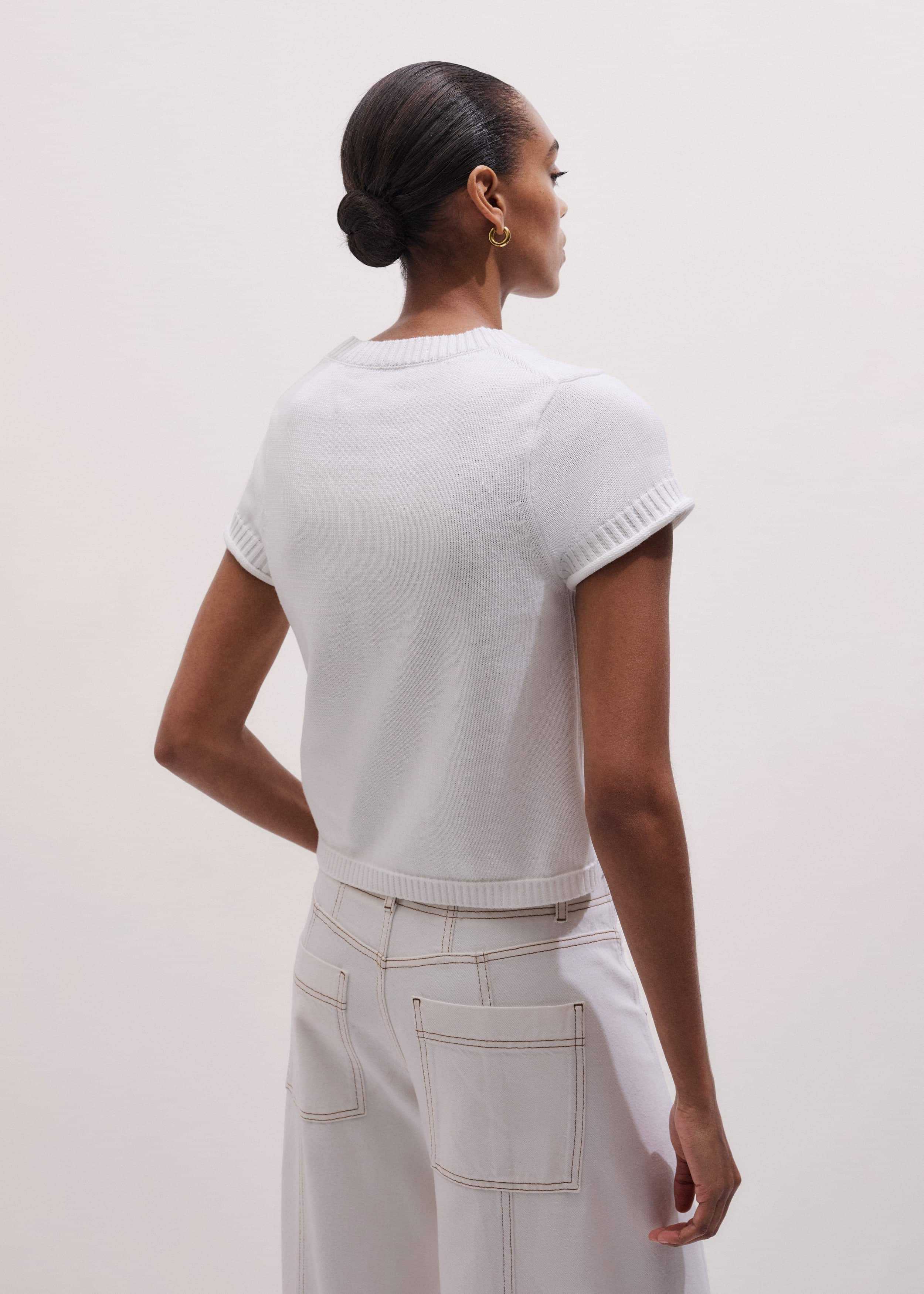 White Shrunken Straight Knit Baby Tee