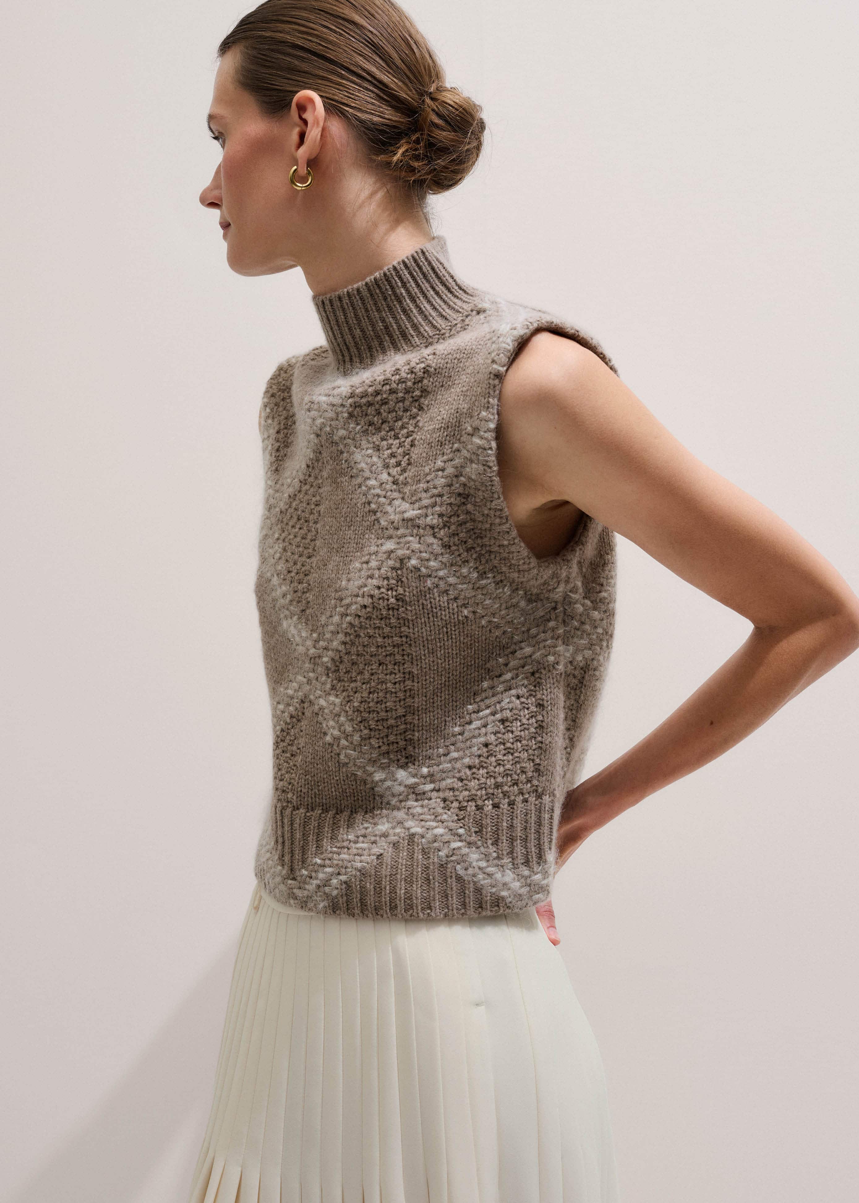 Brown Merino Statement Textured Argyle Sweater Vest