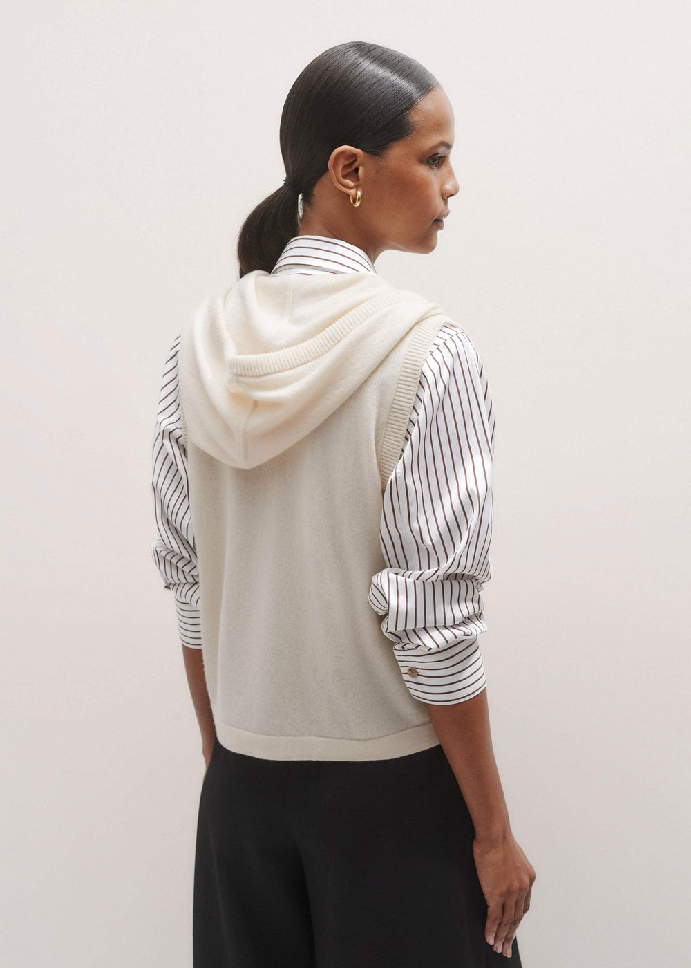 Cream Icon Cashmere Sleeveless Blazer Hoody