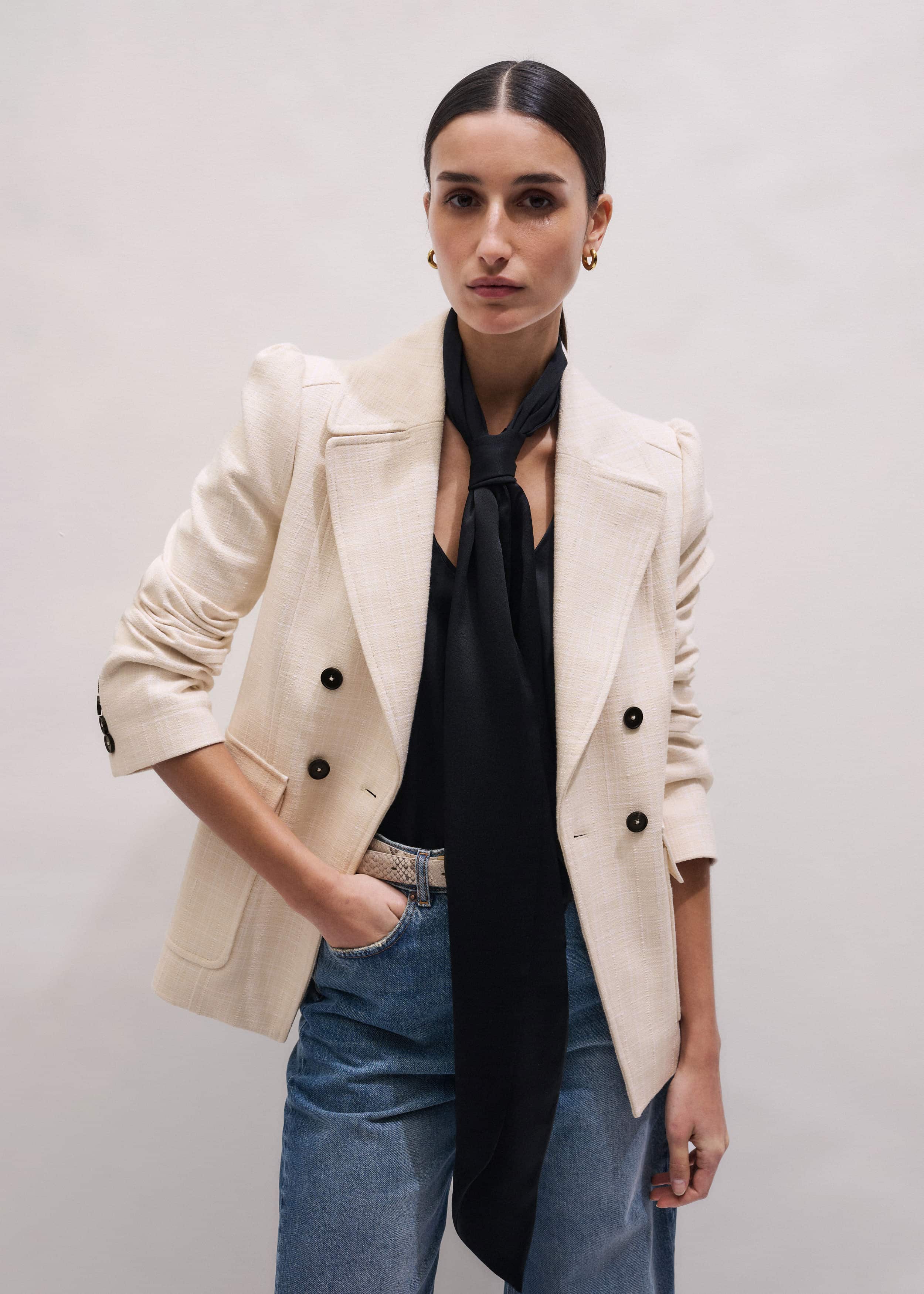 Ivory Slim Feminine Sleeve Blazer