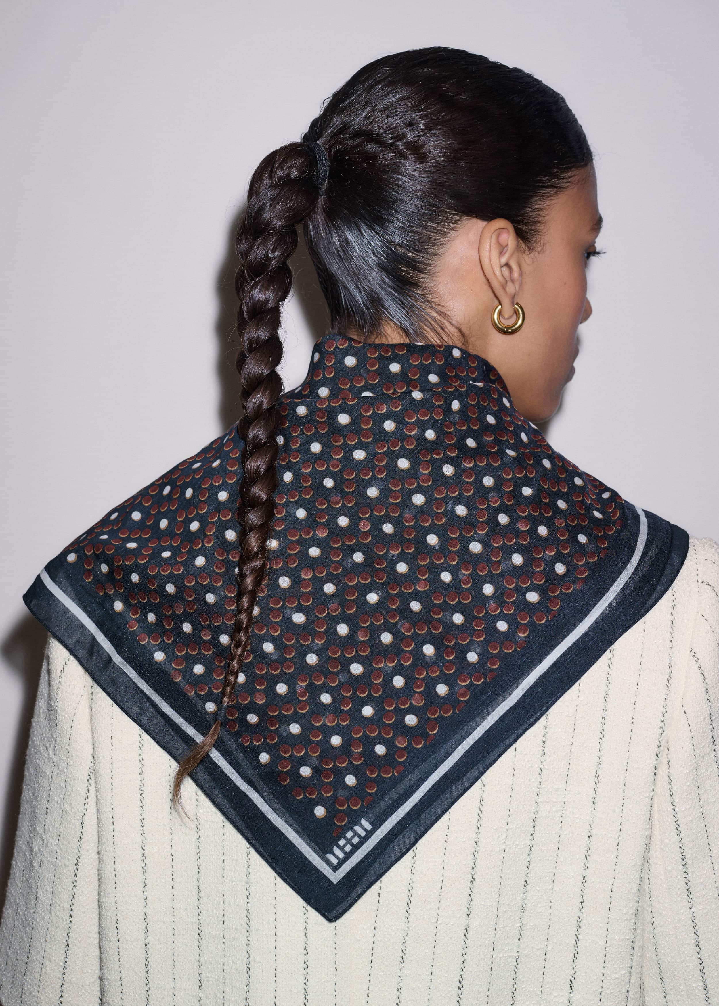 Black Dotted Border Scarf
