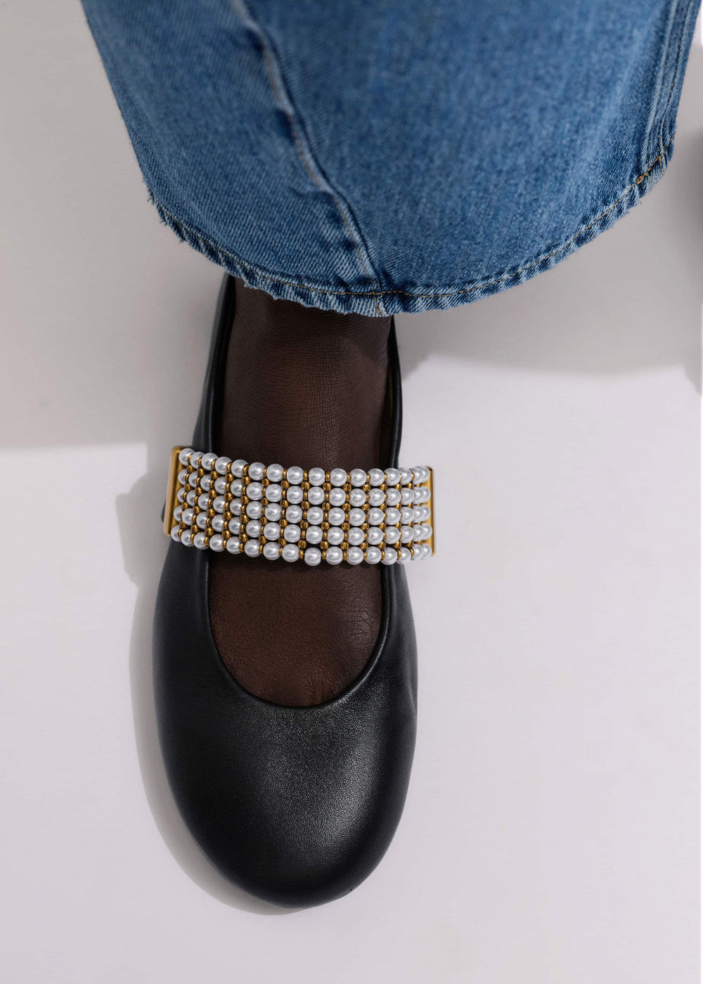 Black Pearl Trim Round Ballet Flat