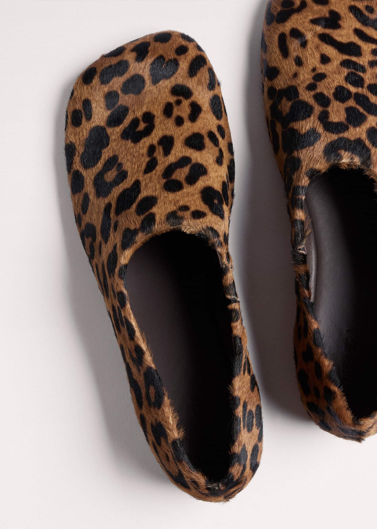 Dark Brown Leopard Print Asymmetric Slipper
